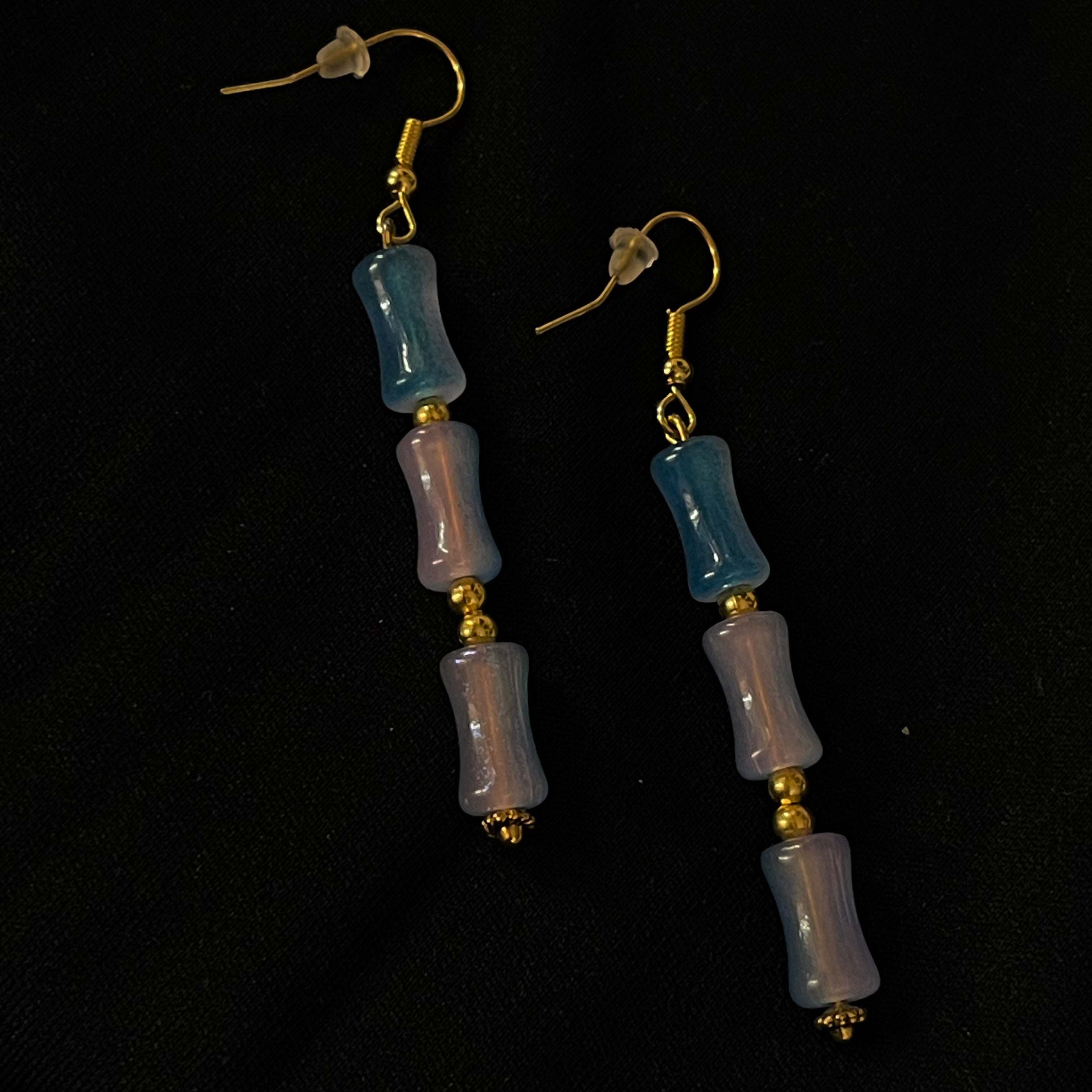 Pendientes "Blue Bamboo" – Cuentas de Resina Azul Glaciar